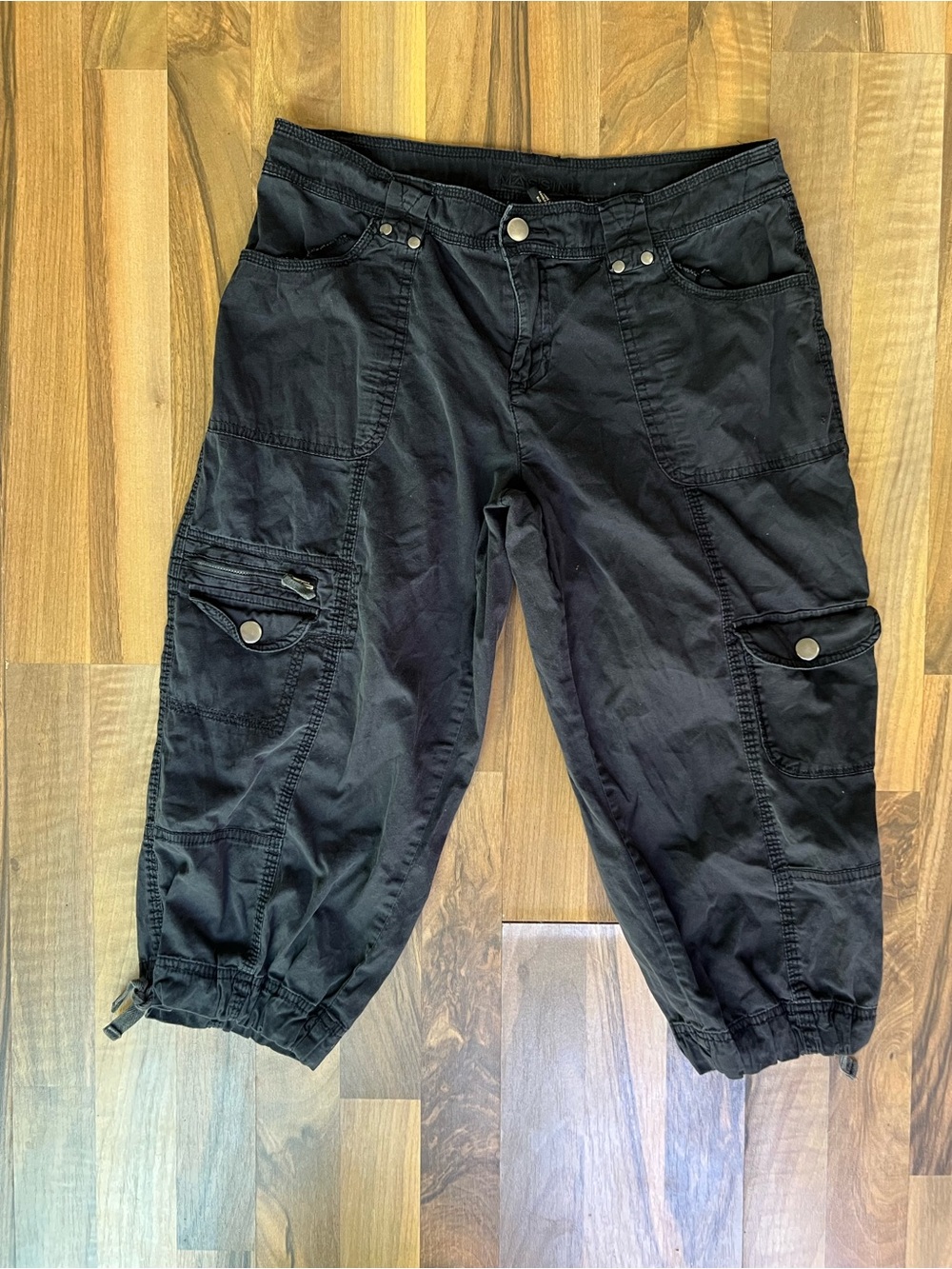 Vintage Black Utility Capri pants with Cargo Snap Pockets, size 8